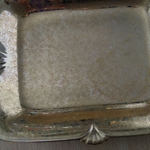 Vintage Royal Winton Grimwades luster gold leaf pattern plate handled - Picture 4 of 6